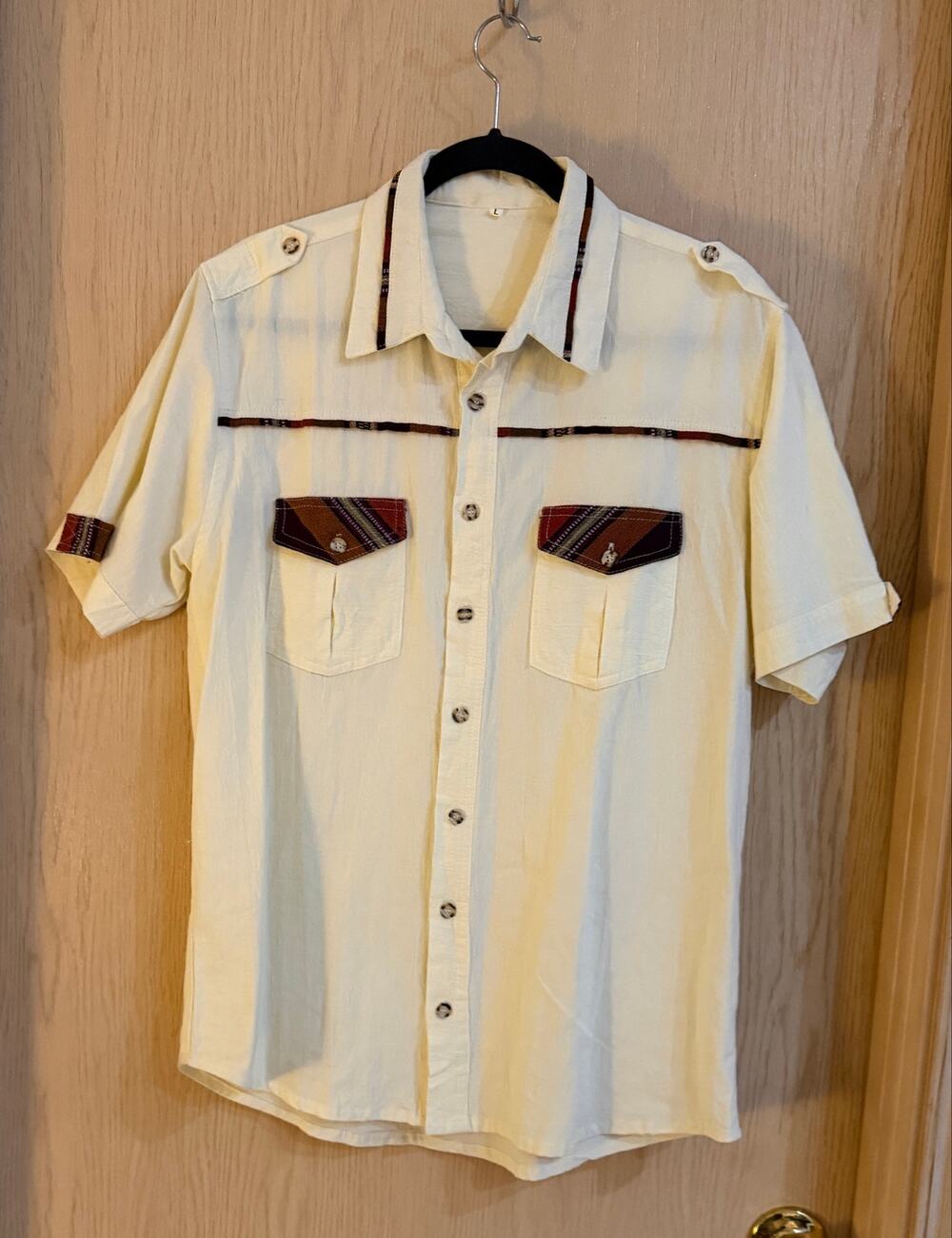 Men’s Guatemalan Cream Woven Trim Short Sleeve Button Down Shirt L